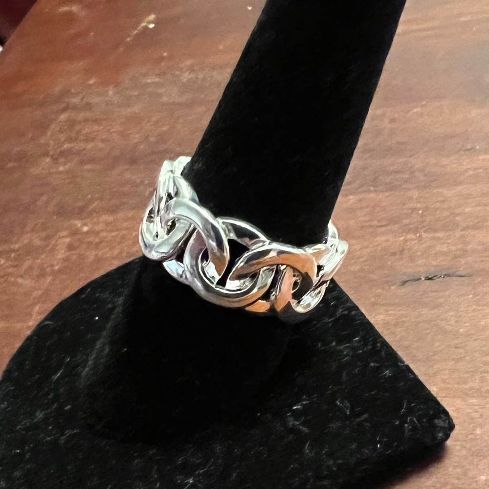 Sterling Silver Interlocking Circle Link Ring | C… - image 4